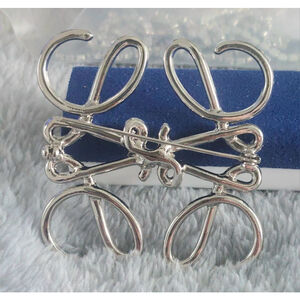 Silver Tone Brooch 2.5 inches